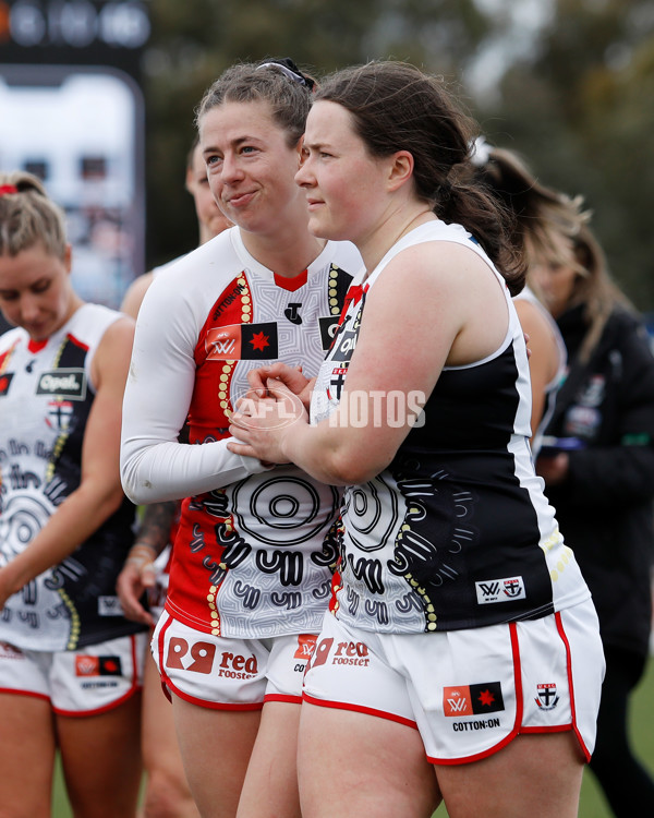 AFLW 2022 S7 Round 03 - St Kilda v Narrm - 1006141