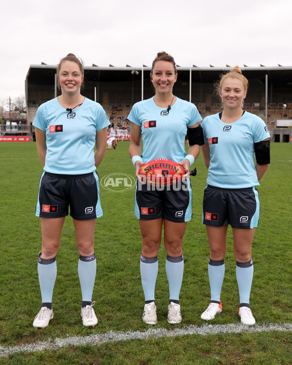 AFLW 2022 S7 Round 04 - Collingwood v Adelaide - 1009029