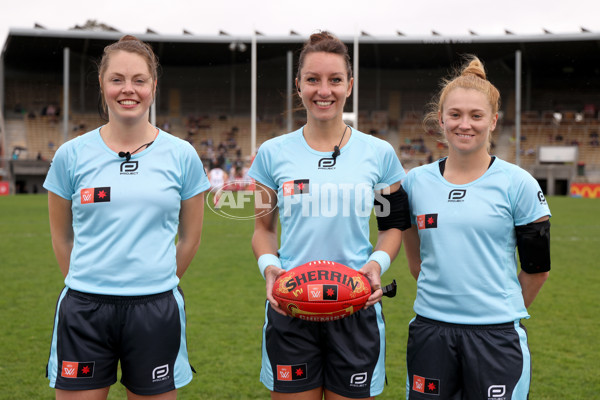 AFLW 2022 S7 Round 04 - Collingwood v Adelaide - 1009030