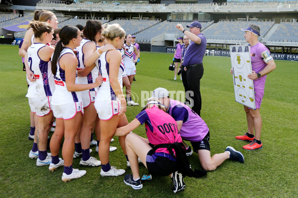 AFLW 2022 S7 Round 05 - West Coast v Fremantle - 1010842