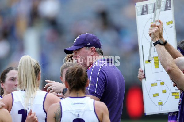 AFLW 2022 S7 Round 05 - West Coast v Fremantle - 1010822