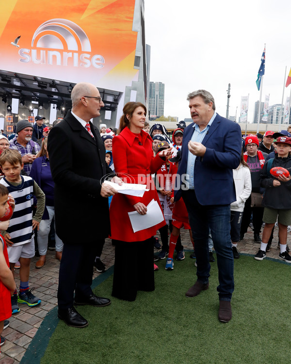 AFL 2022 Media - Grand Final Parade - 1011101