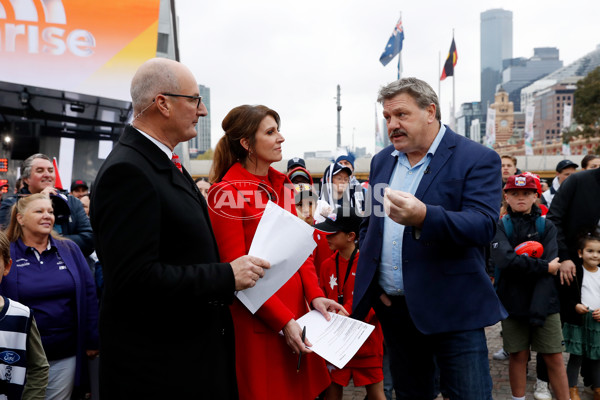 AFL 2022 Media - Grand Final Parade - 1011094