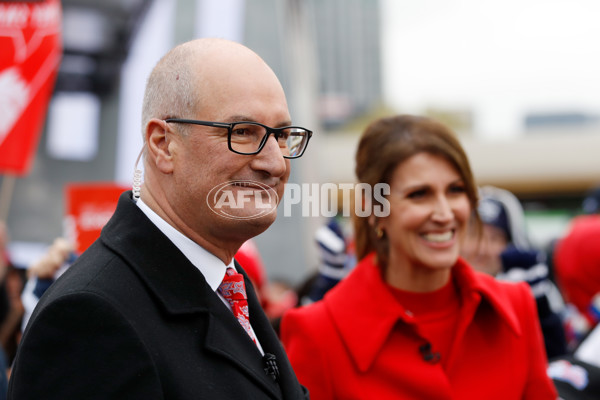 AFL 2022 Media - Grand Final Parade - 1011095