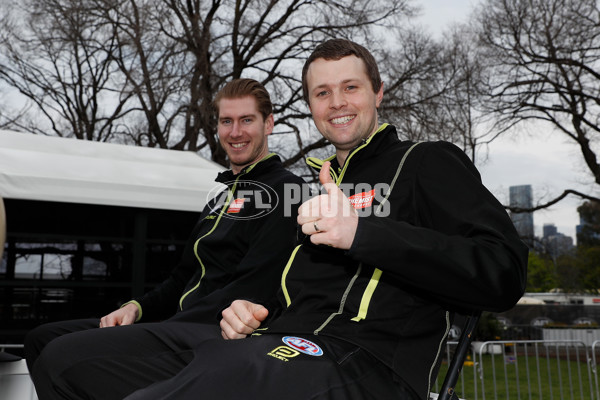 AFL 2022 Media - Grand Final Parade - 1011337