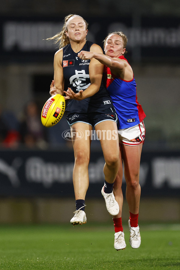 AFLW 2022 S7 Round 05 - Carlton v Melbourne - 1011714