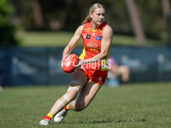 AFLW 2022 S7 Round 05 - Gold Coast v Port Adelaide - 1014044