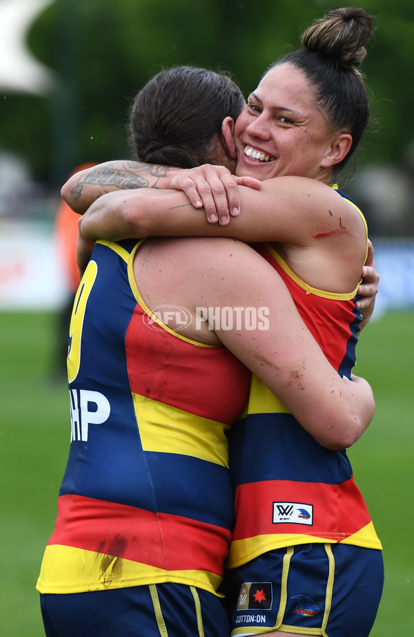 AFLW 2022 S7 Round 05 - Adelaide v GWS - 1014169