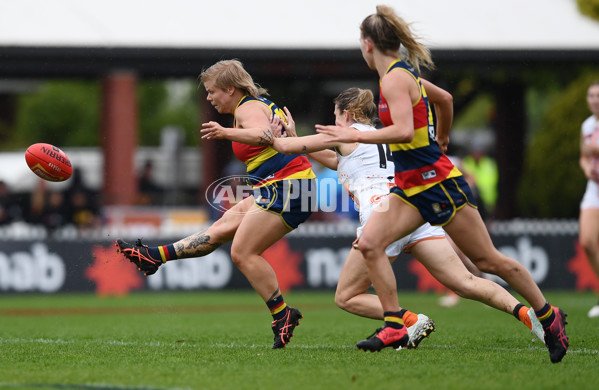 AFLW 2022 S7 Round 05 - Adelaide v GWS - 1014206