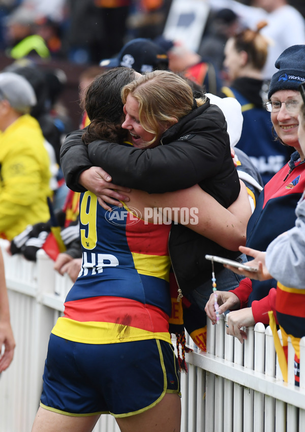 AFLW 2022 S7 Round 05 - Adelaide v GWS - 1014259