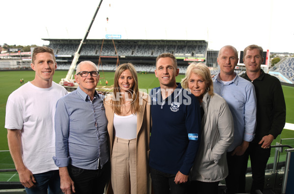 AFL 2022 Media - Geelong Media Opportunity 280922 - 1014453