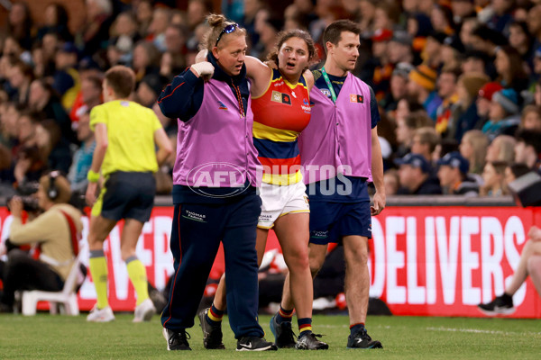 AFLW 2022 S7 Round 06 - Adelaide v Port Adelaide - 1014650