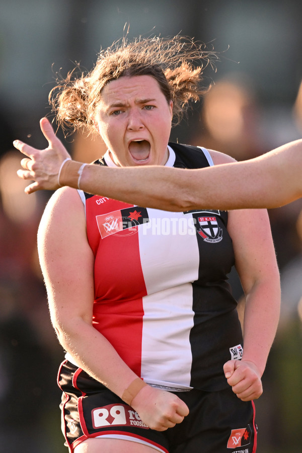 AFLW 2022 S7 Round 06 - St Kilda v Collingwood - 1014938