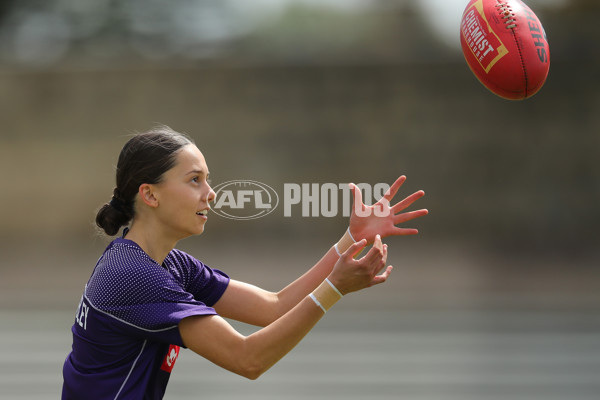 AFLW 2022 S7 Round 06 - Fremantle v Melbourne - 1015118