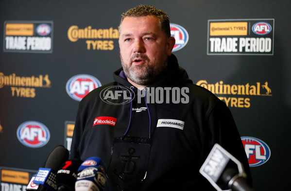 AFL 2022 Media - Trade Period 031022 - 1015435