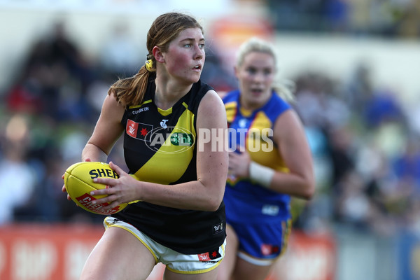 AFLW 2022 S7 Round 07 - West Coast v Richmond - 1015904