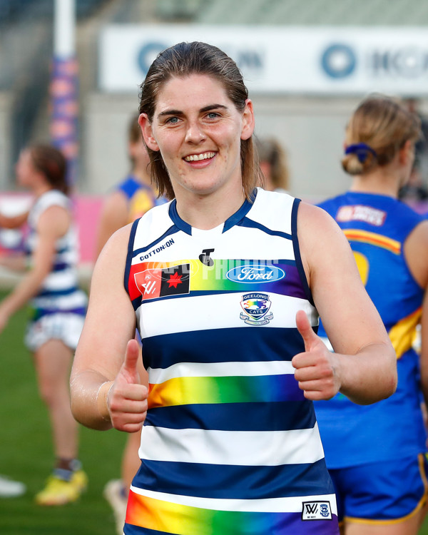 AFLW 2022 S7 Round 08 - Geelong v West Coast - 1017679