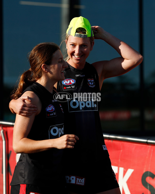 AFLW 2022 S7 Training - St Kilda 191022 - 1018181