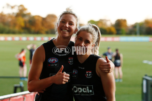 AFLW 2022 S7 Training - St Kilda 191022 - 1018247