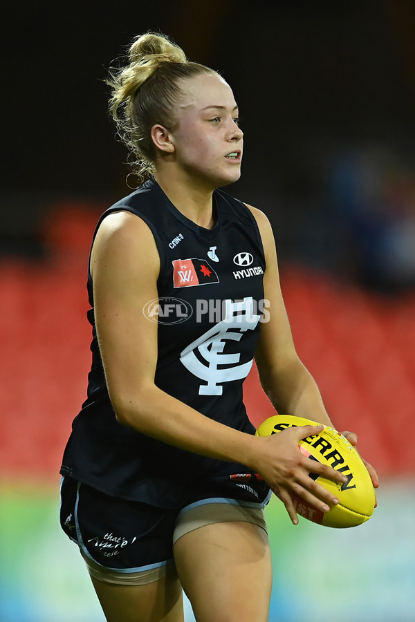 AFLW 2022 S7 Round 09 - Gold Coast v Carlton - 1018438