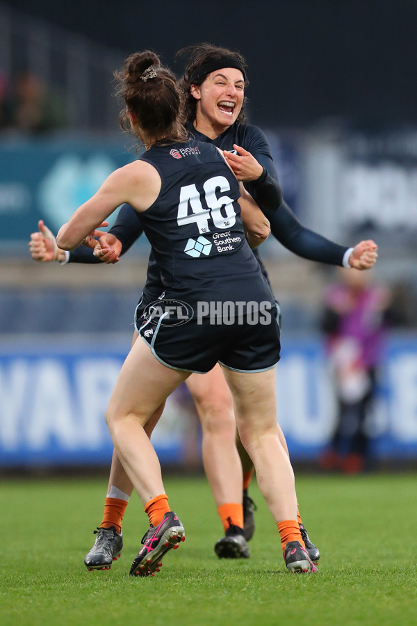 AFLW 2022 S7 Round 10 - Carlton v Western Bulldogs - 1019404