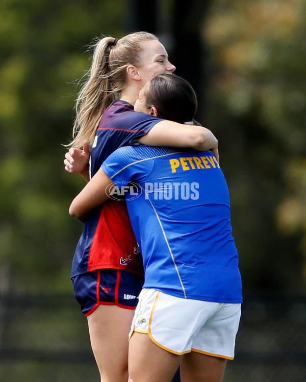 AFLW 2022 S7 Round 10 - Melbourne v West Coast - 1019569