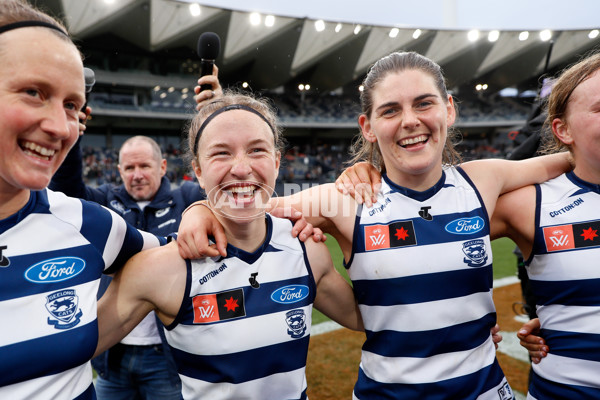 AFLW 2022 S7 Round 10 - Geelong v Sydney - 1019896