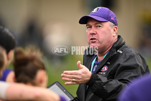 AFLW 2022 S7 Round 10 - Fremantle v Hawthorn - 1020023