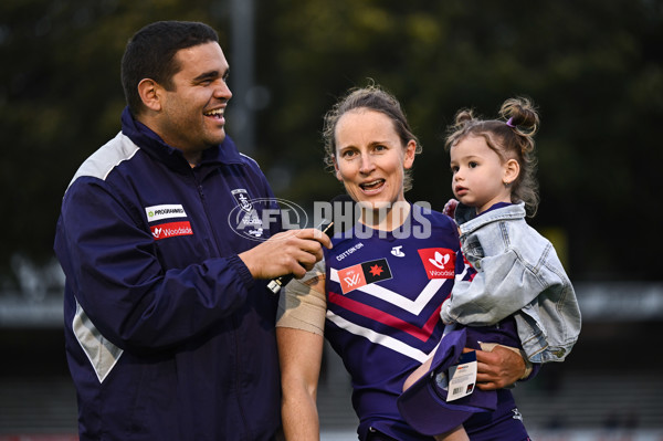 AFLW 2022 S7 Round 10 - Fremantle v Hawthorn - 1020037