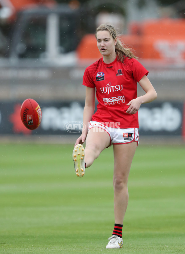 AFLW 2022 S7 Round 10 - Port Adelaide v Essendon - 1020071