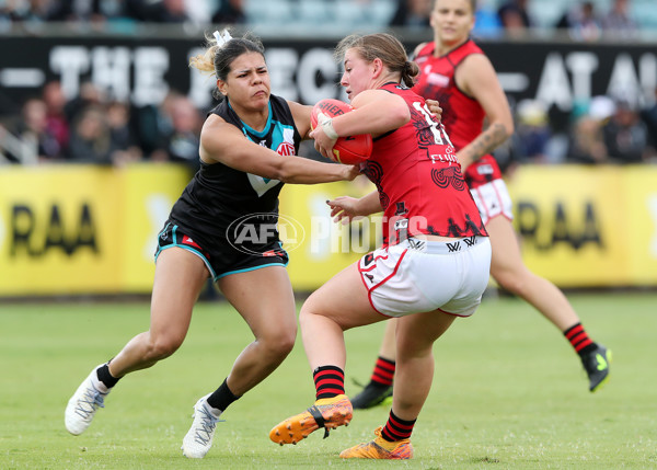 AFLW 2022 S7 Round 10 - Port Adelaide v Essendon - 1020349