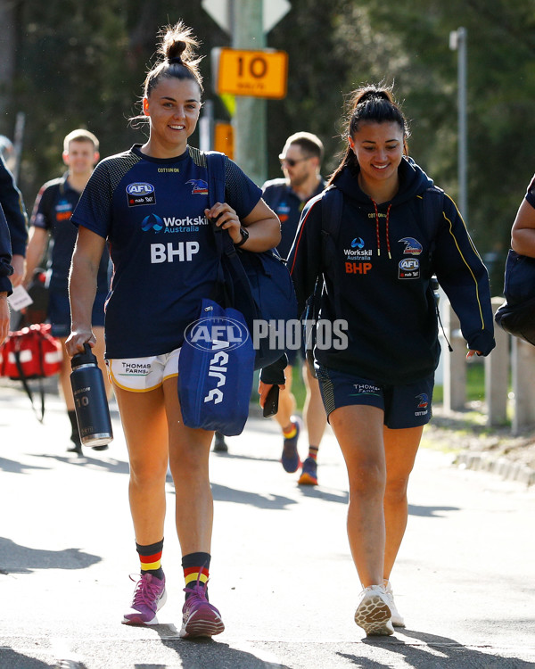 AFLW 2022 S7 Second Qualifying Final - Melbourne v Adelaide - 1020564