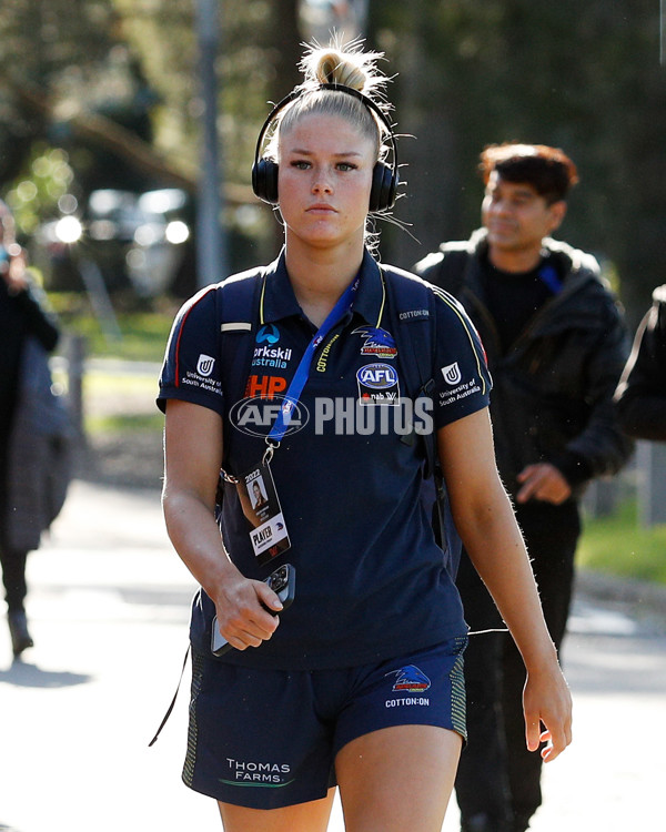 AFLW 2022 S7 Second Qualifying Final - Melbourne v Adelaide - 1020567