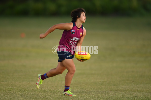 AFLW 2022 S7 Training - Brisbane Lions 151122 - 1022697