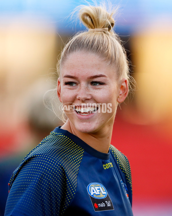 AFLW 2022 S7 First Preliminary Final - Brisbane v Adelaide - 1023003