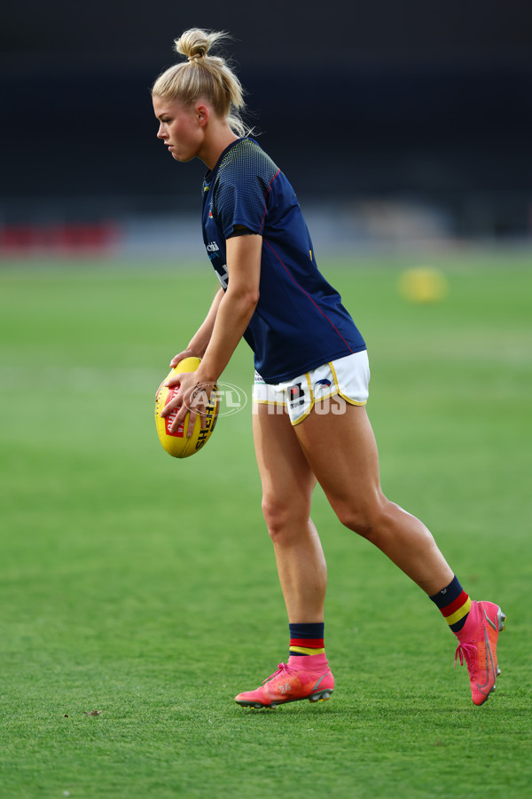 AFLW 2022 S7 First Preliminary Final - Brisbane v Adelaide - 1023045