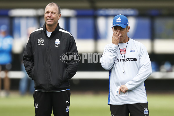 AFL 2022 Training - North Melbourne 211122 - 1023611