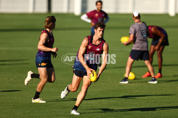AFL 2022 Training - Brisbane 141222 - 1026162