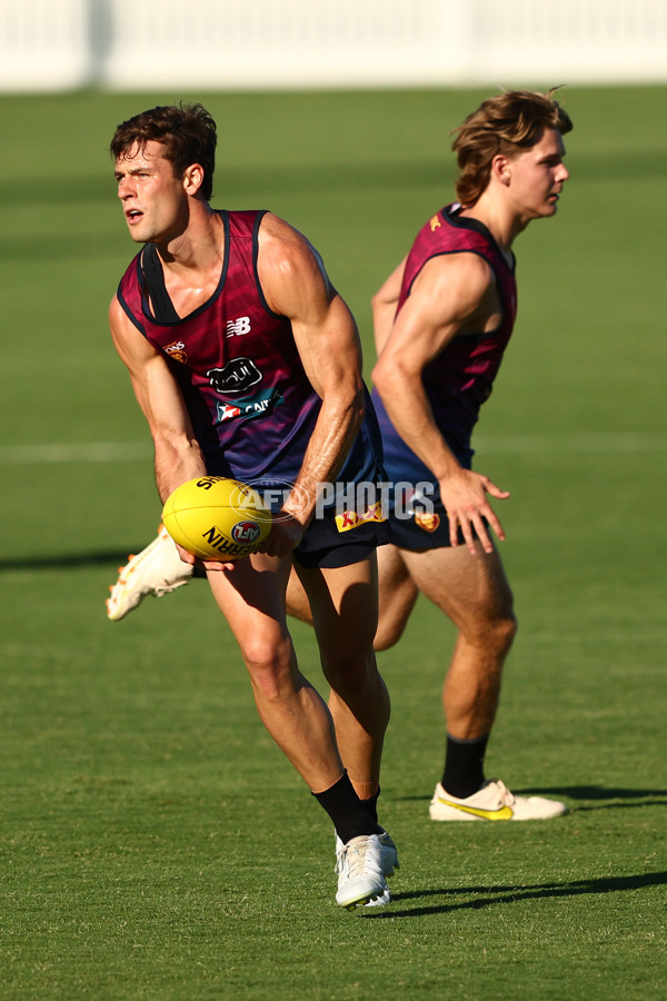 AFL 2022 Training - Brisbane 141222 - 1026158