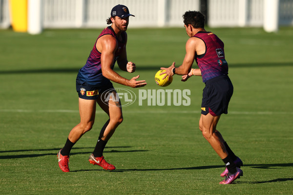 AFL 2022 Training - Brisbane 141222 - 1026165