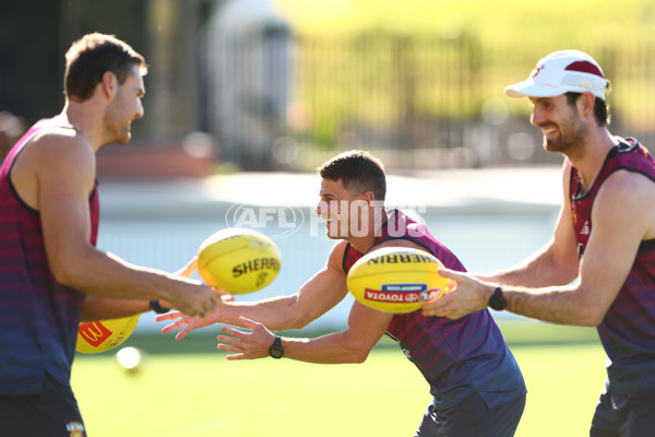 AFL 2022 Training - Brisbane 141222 - 1026143