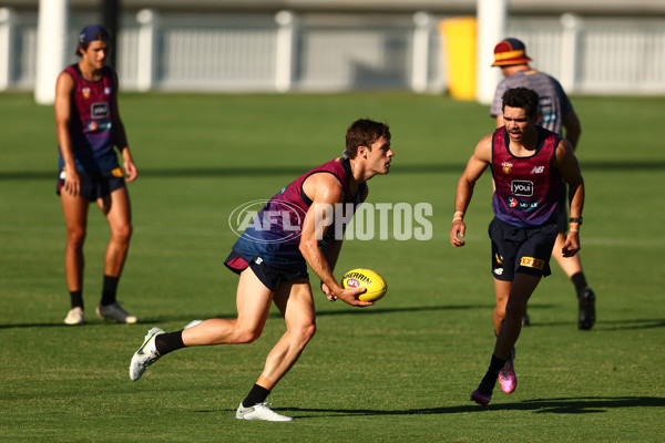 AFL 2022 Training - Brisbane 141222 - 1026159