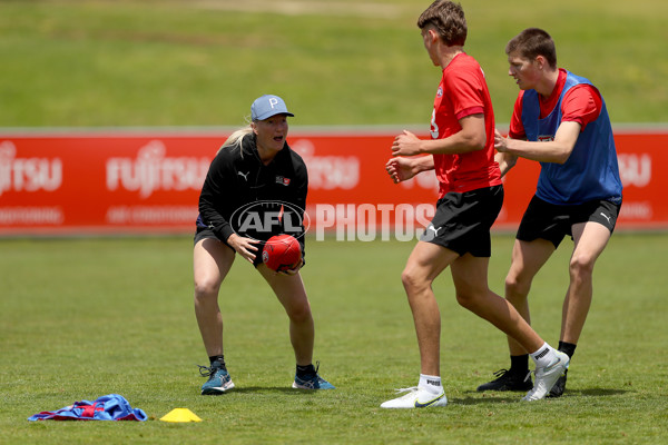 AFL 2022 Media - AFL Academy Training Session - 1026456