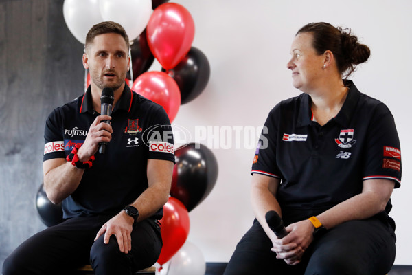 VFLW 2022 Grand Final - Essendon v Southern Saints - 969930