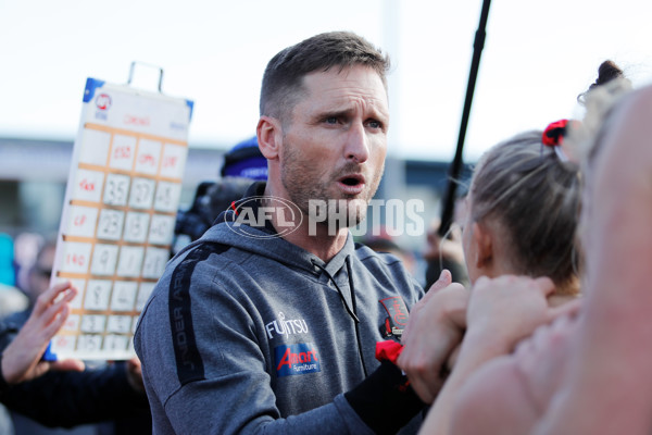 VFLW 2022 Grand Final - Essendon v Southern Saints - 970050