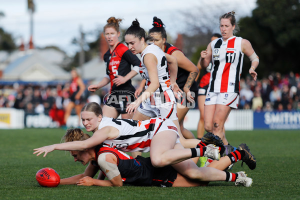 VFLW 2022 Grand Final - Essendon v Southern Saints - 970373