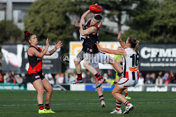 VFLW 2022 Grand Final - Essendon v Southern Saints - 970365