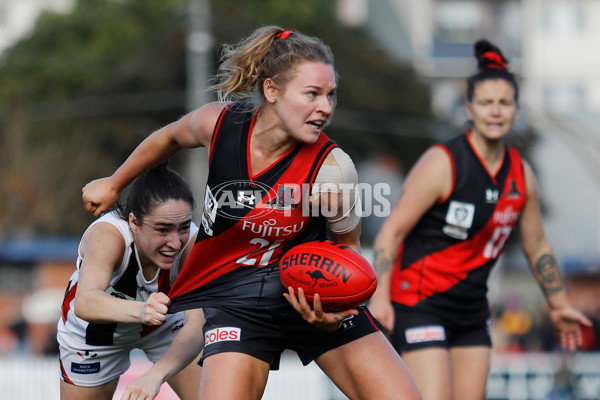 VFLW 2022 Grand Final - Essendon v Southern Saints - 970376