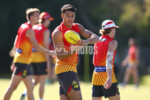 AFL 2022 Training - Gold Coast 120722 - 974525