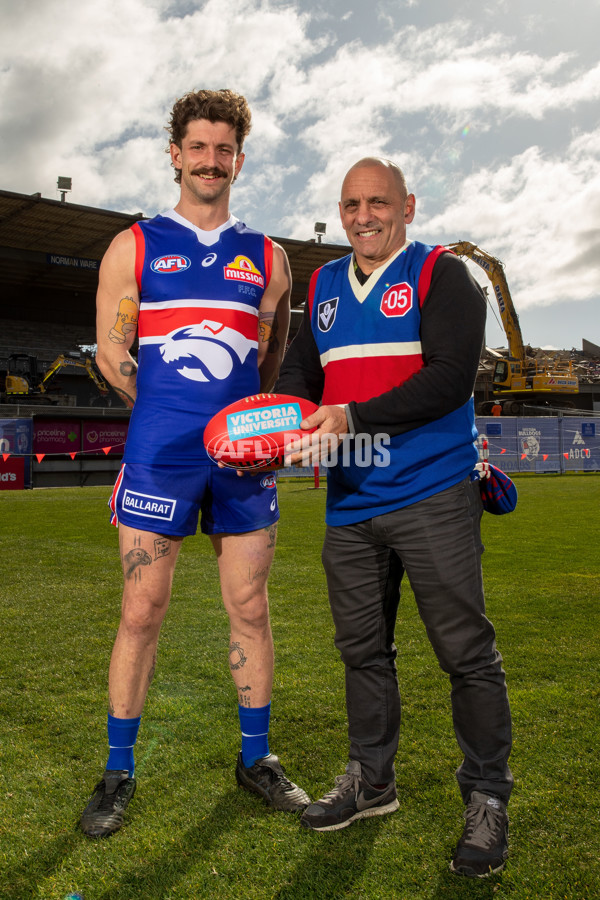 AFL 2022 Media - Western Bulldogs Media Opportunity 010822 - 984104